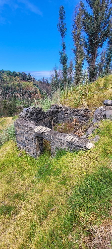 09.06.2024 Auf dem alten CR23 zur Capela do Cabo und über die Levada Nova zurück — Auf dem CR23 zur Capela in Cabo — Foto 19