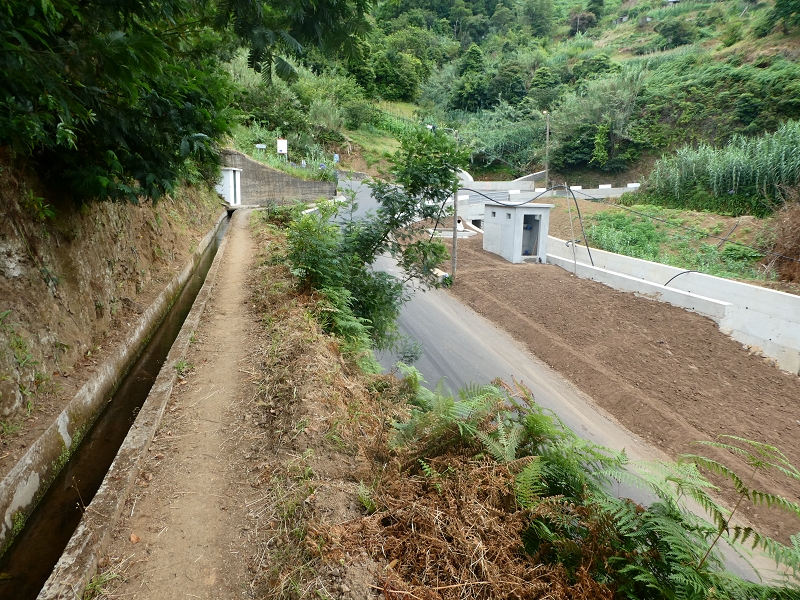 Levada do Castelejo — Zur Kreuzung mit der ER-108 — Foto 5