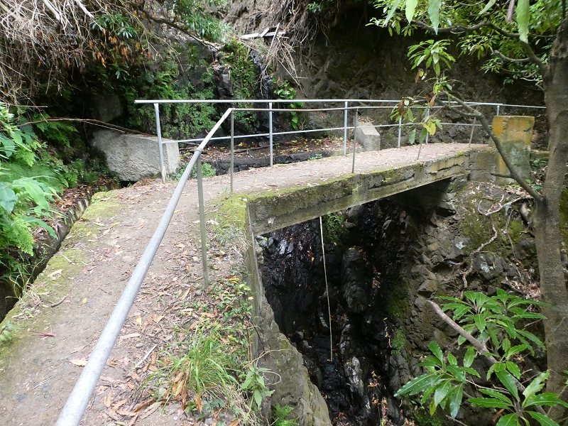 Levada do Castelejo — Zum Tunnel unter dem Caminho do Moleiro — Foto 2
