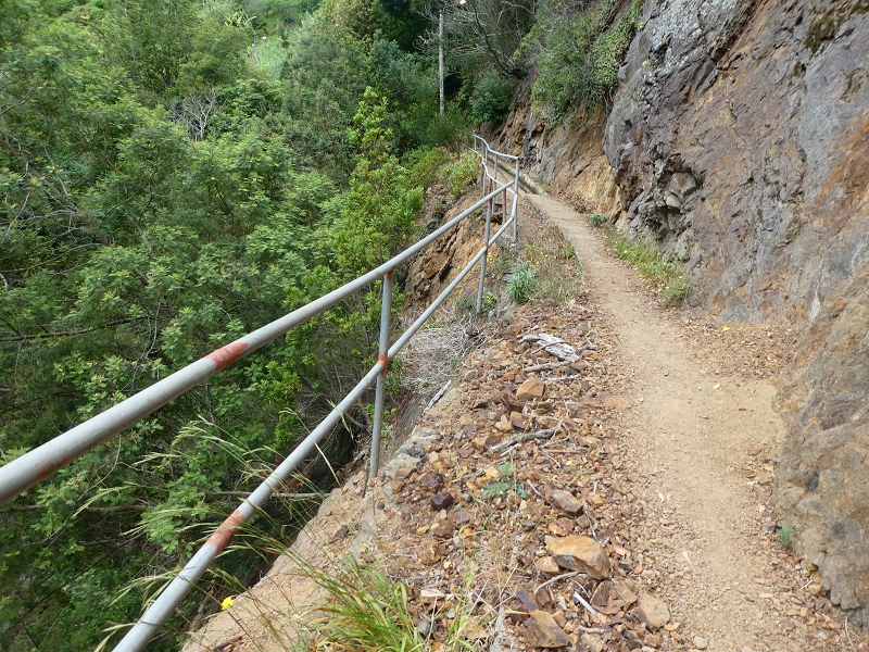 Levada do Castelejo — Zur Ribeira Tem-Te-Nao-Caias — Foto 4