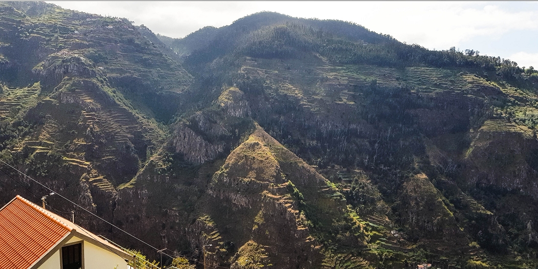 10.05.2019 Von Meia Legua nach Pomar de Rocha, auf die Levada do Lombo do Mouro und Abstieg über Furnas — Pomar de Rocha — Foto 12