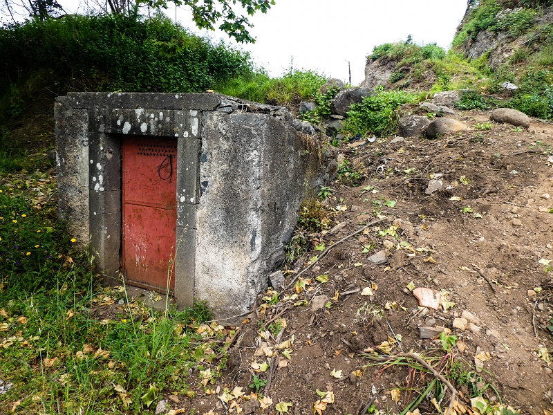 Levada do Lombo do Mouro — Das grosse Reservoir am Ende — Foto 4