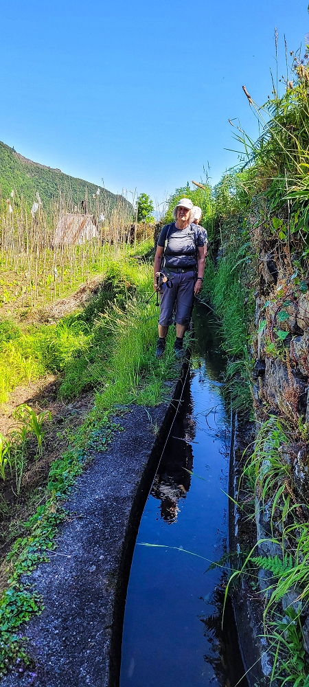 10.06.2022 Anstrengende Einstiegswanderung im Norden — Auf der Levada das Faias — Foto 2