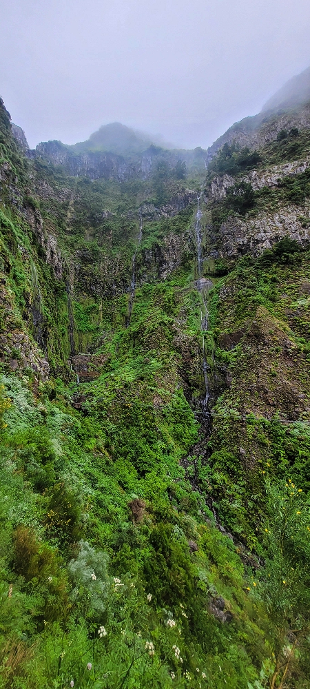 10.06.2024 Über die Levada de Marques Teixeira zum Cascalho und zurück über die Levada do Paul und die Levada Seca — Cascalho — Foto 5