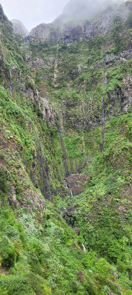 10.06.2024 Über die Levada de Marques Teixeira zum Cascalho und zurück über die Levada do Paul und die Levada Seca — Cascalho — Foto 7