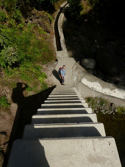 10 August 2012 Levadas dos Tornos and das Faias — On the Tornos to the stream works on the Ribeira do Joao Fernandes — photo 17