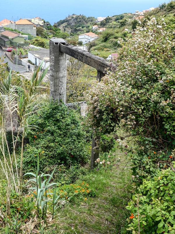 Levada da Roda — Die Wassermühle am ersten Abzweig — Foto 1