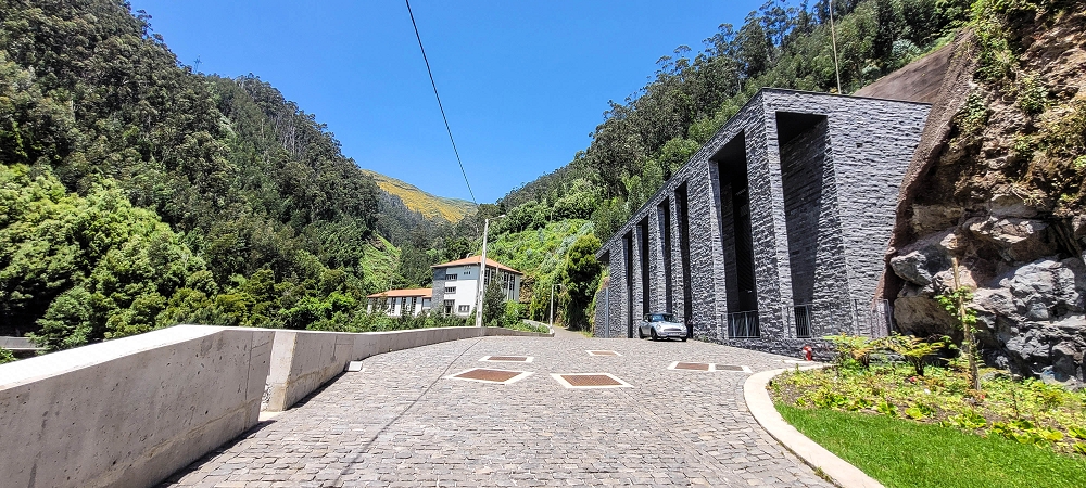 12.06.2022 Calheta Hydro Power - früher und heute — Das neue Kraftwerk — Foto 5