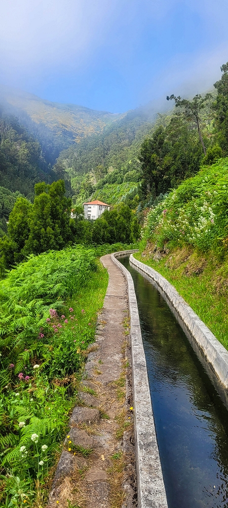 12.06.2022 Calheta Hydro Power - früher und heute — Abstieg und zurück zum Kraftwerk — Foto 12