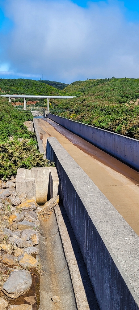 12 June 2024 Over Pico Fernandes and the Vereda do Pau Seco to the 25 Fontes — The new reservoir — photo 3