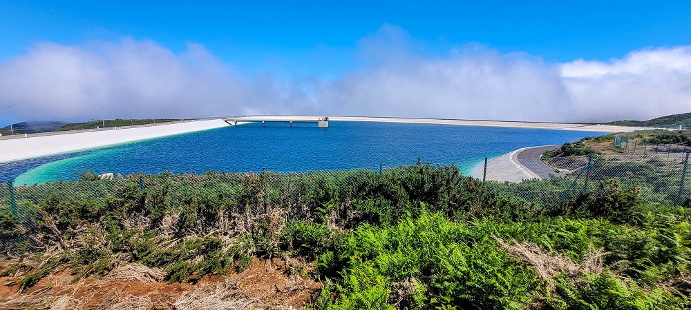 12 June 2024 Over Pico Fernandes and the Vereda do Pau Seco to the 25 Fontes — The new reservoir — photo 5
