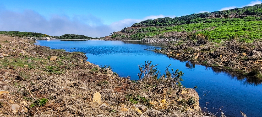12 June 2024 Over Pico Fernandes and the Vereda do Pau Seco to the 25 Fontes — The new reservoir — photo 8