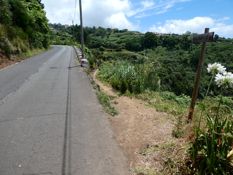 12.07.2018 Von Jardim do Mar nach Prazeres, Querung nach Raposeira und Sao Lourenco, Abstieg nach Paul do Mar — Schöner Höhenweg bis zur ER 223 — Foto 40