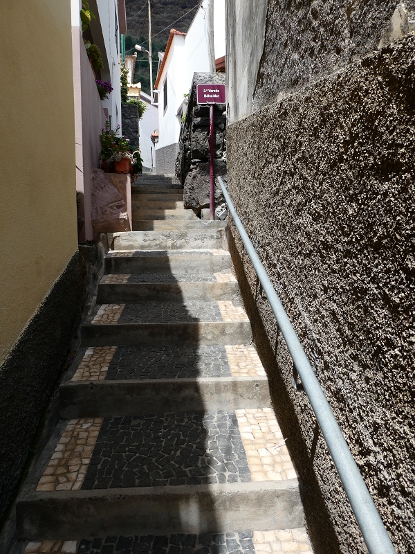 12.07.2018 Von Jardim do Mar nach Prazeres, Querung nach Raposeira und Sao Lourenco, Abstieg nach Paul do Mar — Zurück in Jardim do Mar — Foto 5
