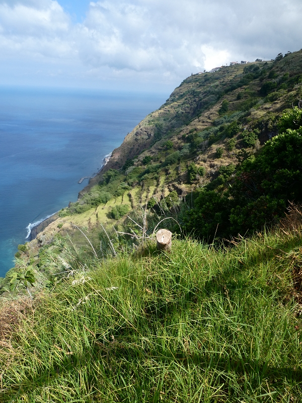 12.07.2018 Von Jardim do Mar nach Prazeres, Querung nach Raposeira und Sao Lourenco, Abstieg nach Paul do Mar — Aufstieg auf dem PR 20 — Foto 20