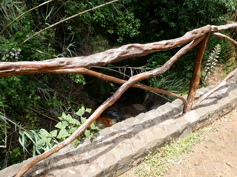 12.07.2018 Von Jardim do Mar nach Prazeres, Querung nach Raposeira und Sao Lourenco, Abstieg nach Paul do Mar — Schöner Höhenweg bis zur ER 223 — Foto 4