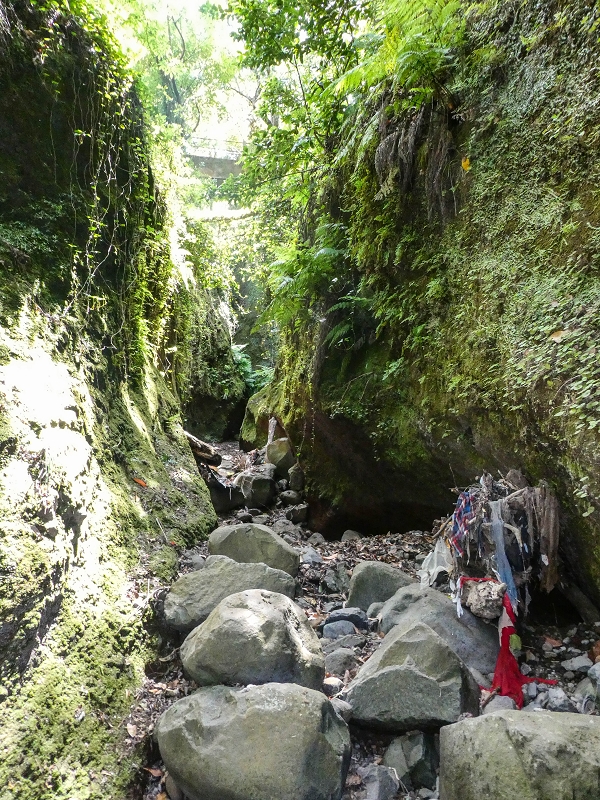 Levada do Meio — Schlucht der Ribeira Funda — Foto 3