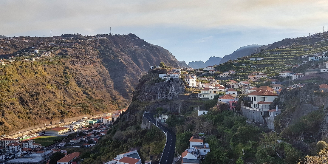 13.05.2019 Ein neuer Aufstieg von Meia Legua nach Eira do Mourao, und die Rätsel der s der Levadas de Baixo und Meio — Miradouro do Forte — foto 2