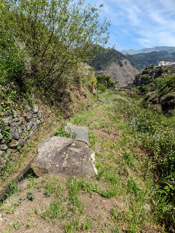 13.05.2019 Ein neuer Aufstieg von Meia Legua nach Eira do Mourao, und die Rätsel der s der Levadas de Baixo und Meio — Até à Levada de Baixo — foto 11