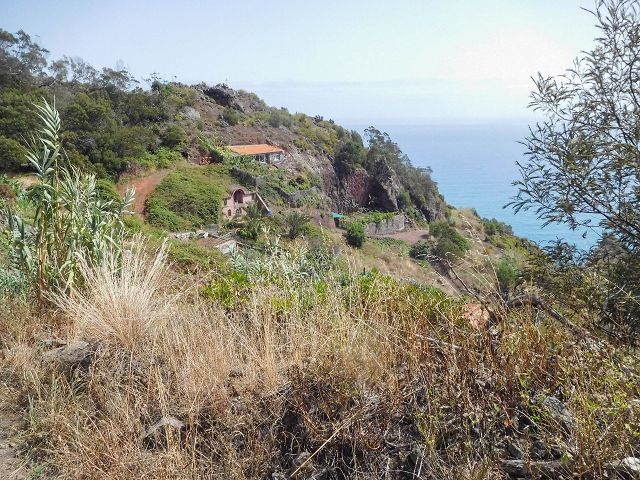 13 August 2017 Levada discoveries around Santana and a detour to Ponta do Clerigo — Descent and ascent to Ponta do Clerigo — photo 7