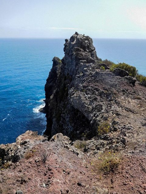 13 August 2017 Levada discoveries around Santana and a detour to Ponta do Clerigo — Descent and ascent to Ponta do Clerigo — photo 20