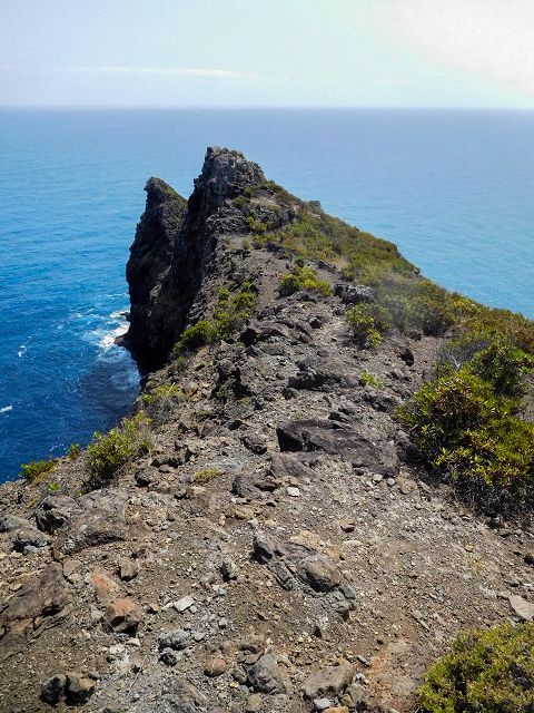 13 August 2017 Levada discoveries around Santana and a detour to Ponta do Clerigo — Descent and ascent to Ponta do Clerigo — photo 21