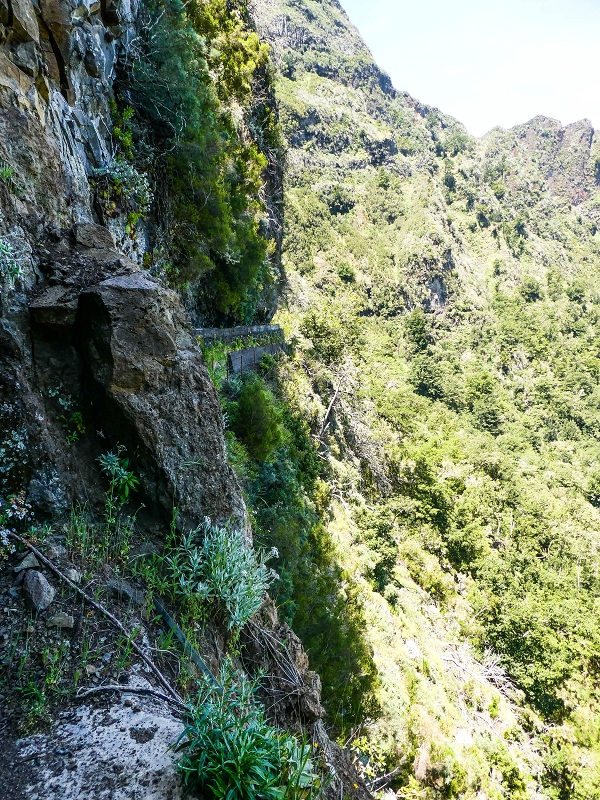 14.05.2019 Wieder einmal in einem meiner Lieblingsgebiete unterwegs: Faja da Nogueira — Der erste Teil bis zur Ribeira da Faja da Nogueira — Foto 34