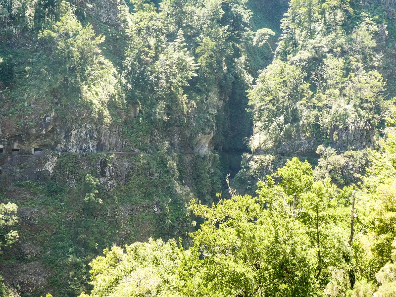 14.05.2019 Wieder einmal in einem meiner Lieblingsgebiete unterwegs: Faja da Nogueira — Der erste Teil bis zur Ribeira da Faja da Nogueira — Foto 47