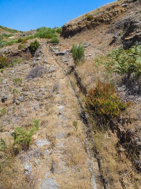 Levada do Pico do Curral — Von der Madre zur Kreuzung mit der Schotterpiste (2017) — Foto 7