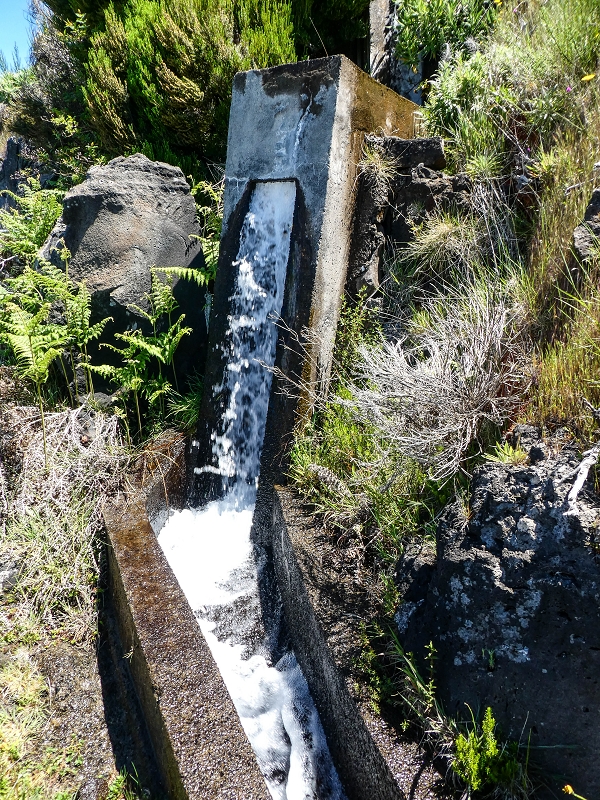 (da Ponta do Sol) — Do ponto de derrocada às cascatas e ao troço impraticável — foto 8