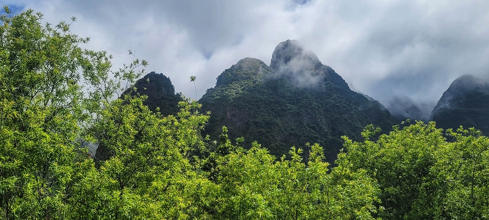 15 May 2022 Big loop in the eastern São Vicente valley — On the scenic Caminho Pé da Rocha — photo 1
