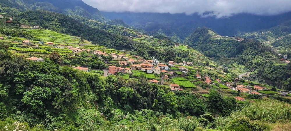 15 May 2022 Big loop in the eastern São Vicente valley — Descent to the Capela — photo 2
