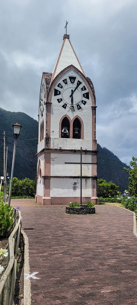 15 May 2022 Big loop in the eastern São Vicente valley — Descent to the Capela — photo 4