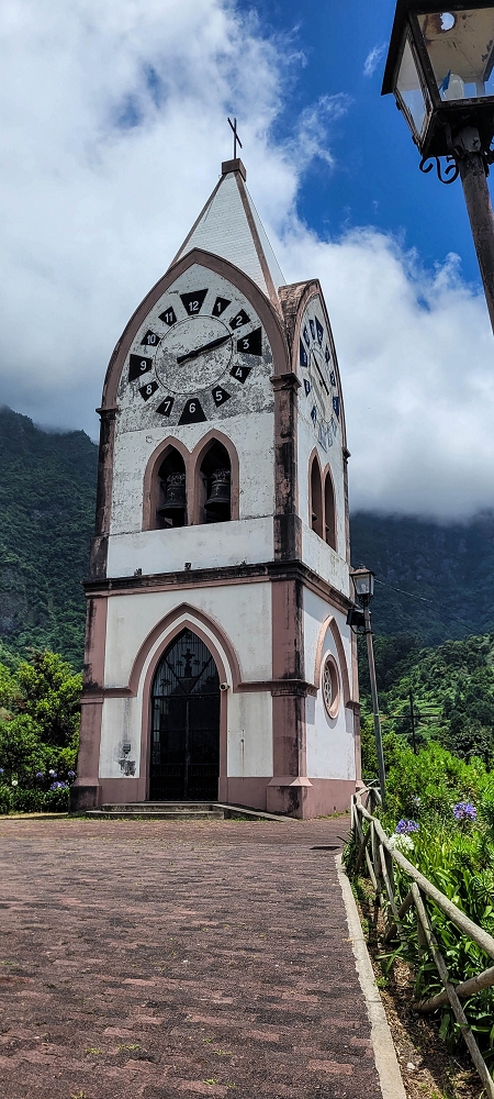 15 May 2022 Big loop in the eastern São Vicente valley — Descent to the Capela — photo 6