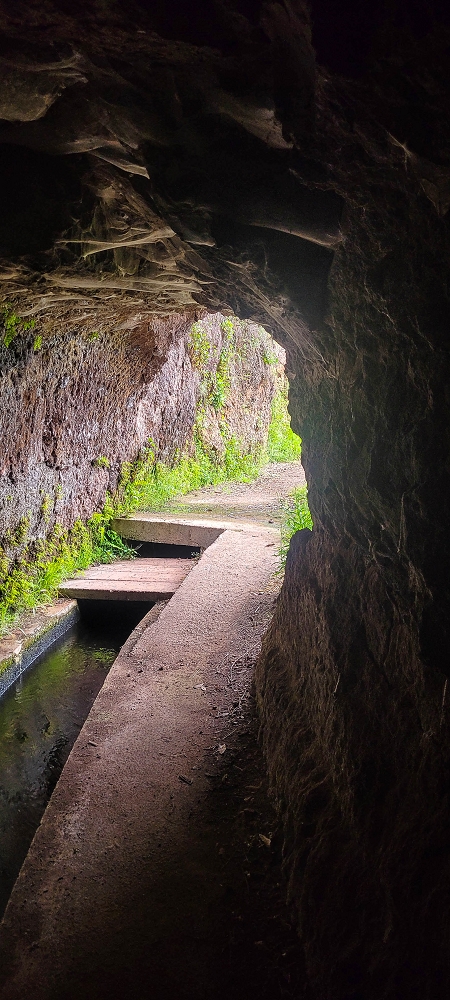 15.06.2024 Vom Kraftwerk zu meinem Kraftort — Vom Caminho de Cales e Cheda zur Querung des westlichen Astes der Ribeira da Madalena — Foto 3