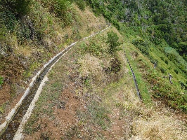 15.08.2017 Rundwanderung in Achadas da Cruz — Zur Madre der Levada dos Pombais sup und zurück zum Pfad zum Miradouro dos Pombais — Foto 1