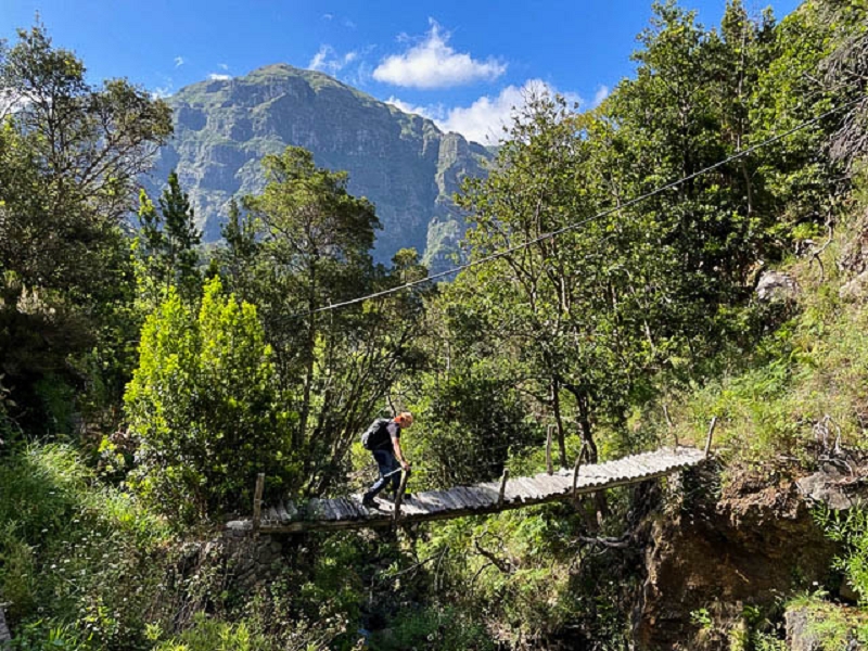 Levada da Faja dos Vinhaticos — Die ominöse Brücke — Foto 4