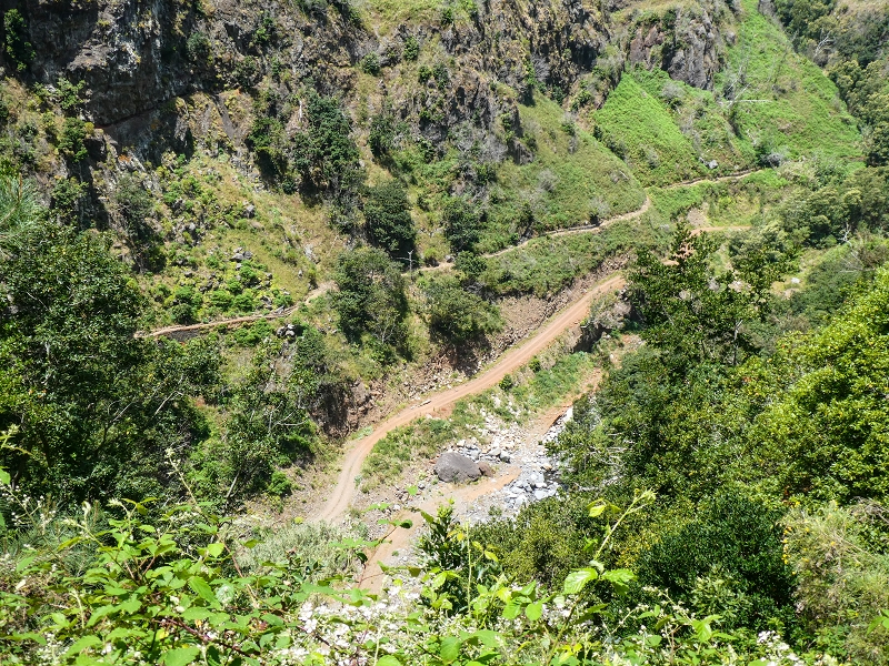17 de maio de 2019 Para fechar: 5 levadas em Ponta do Sol — Vistas para a Levada do Coronel do lado oposto — foto 2