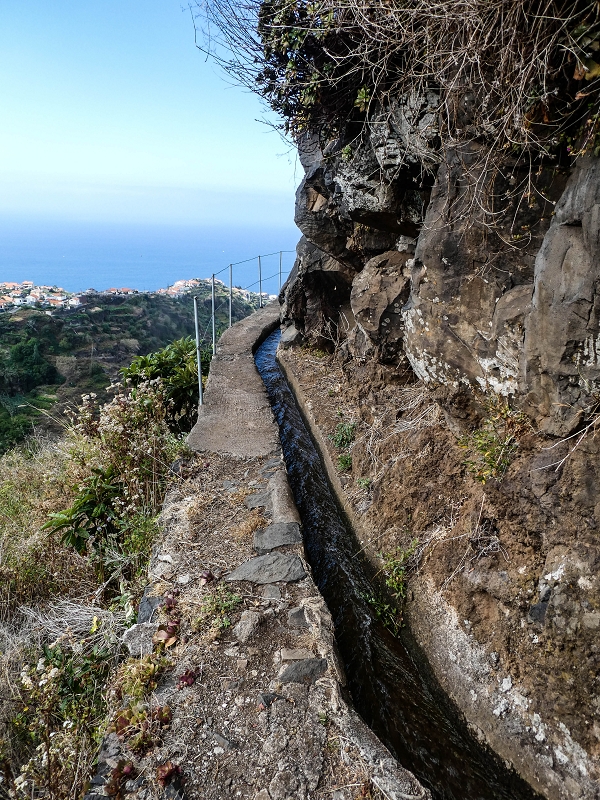 17 de maio de 2019 Para fechar: 5 levadas em Ponta do Sol — Para a Levada do Coronel e até ao cruzamento de estradas — foto 3