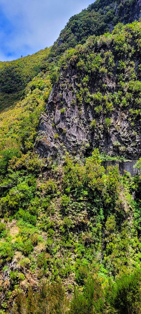 Levada do Risco — Behind the waterfall — photo 1