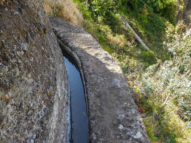 17 de agosto de 2017 3 levadas no vale inferior de Tabua — Com boas vistas até ao pequeno povoado — foto 6