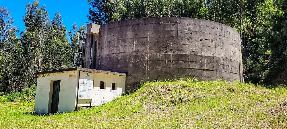 18.06.2022 Bardo Velho — Abstieg von der Fonte do Bispo zum Wasserspeicher — Foto 10