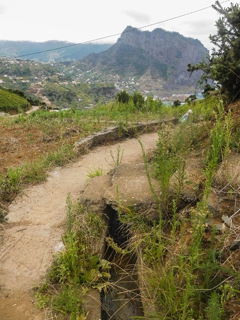 Levada do Poco do Arvoredo — Aussichtsreich bis Lorano — Foto 4