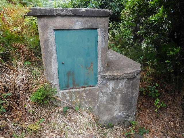 Levada da Portela — Vários indícios da levada entubada — foto 1