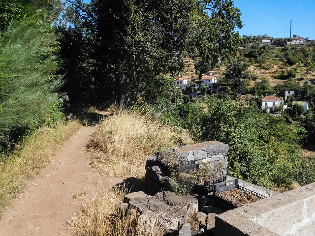 Levada da Serra do Faial von Lamaceiros/Lombo da Raiz zum Pico do Infante — Abschnitt 3 — Foto 3
