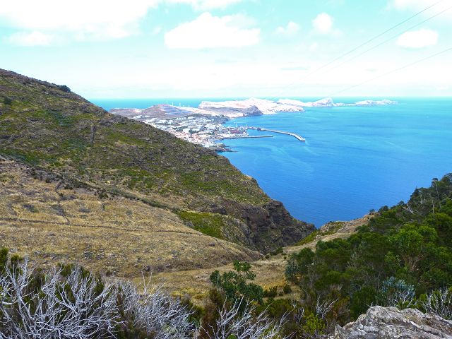 20.07.2014 Canical, Pico Castanho, Pico do Facho, Canical — Abstieg und über Küstenweg zurück zum Ausgangspunkt — Foto 9
