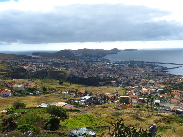 20.07.2014 Canical, Pico Castanho, Pico do Facho, Canical — Auf der Levada do Canical inf. und dem Hauptast zum Canicaltunnel — Foto 4