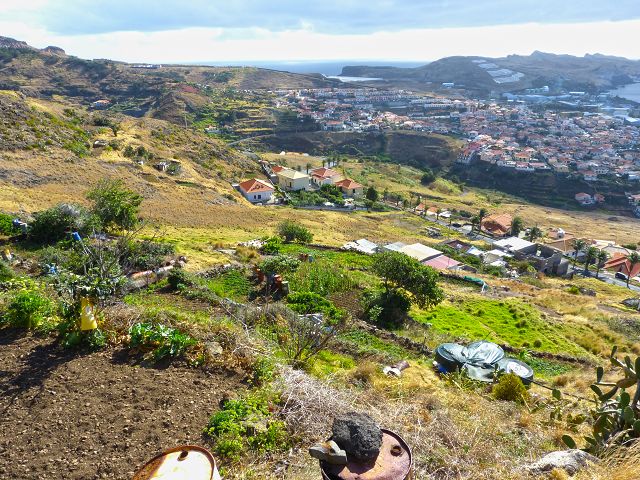 20.07.2014 Canical, Pico Castanho, Pico do Facho, Canical — Auf der Levada do Canical inf. und dem Hauptast zum Canicaltunnel — Foto 5