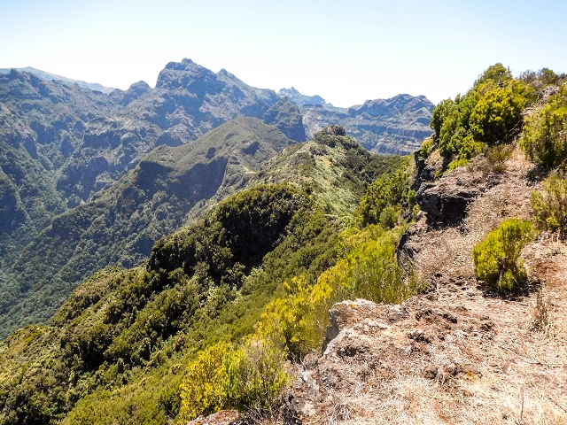 Ascent and descent to Topo das Queimadas — photo 53