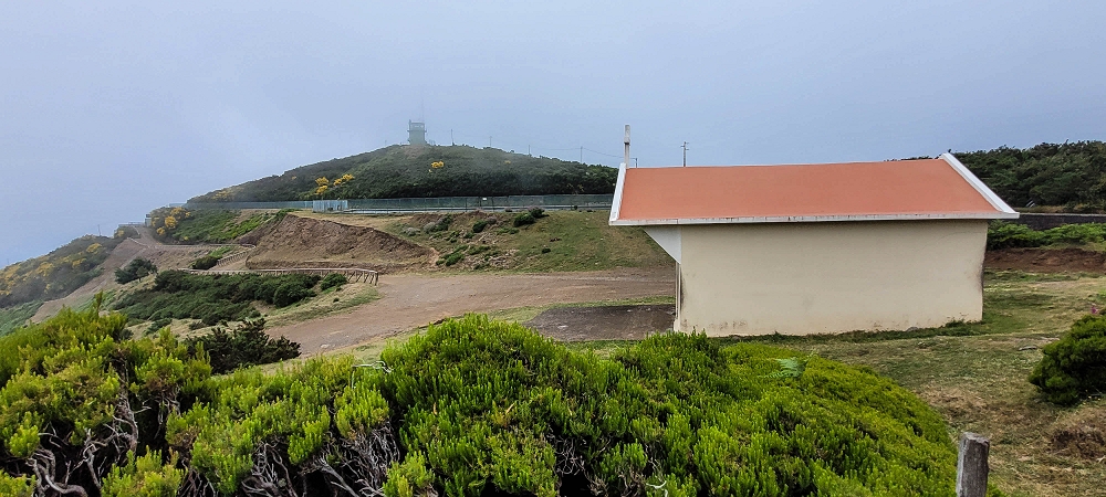 21 June 2024 Gorse and sun on the Levada do Paul — The end by the chapel — photo 7